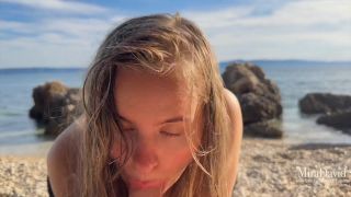 Video Babe Gets Fucked And Creampied On The Beach  Amateur Couple M...-2