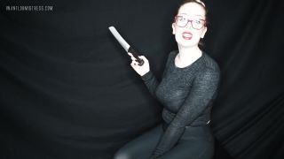 free adult clip 27 muscle fetish Goddess Isabel - No Mercy, cbt on bdsm porn-7