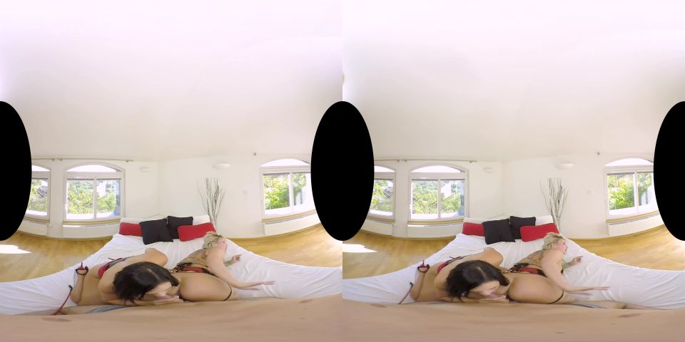 Black Sophie, Jarushka Ross - Latex Babes Ultra HD 2K 1920p - Natural tits