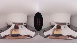 Video Cassie Del Isla  Give It To Me 2048p UltraHD/2K-3