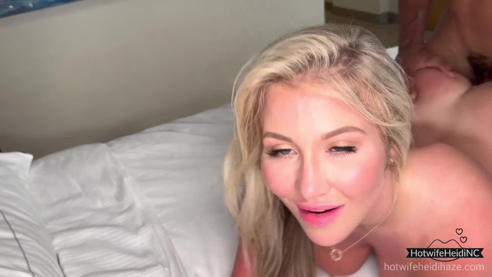 Heidi Haze, HotwifeHeidiNC, TtripleXKale - Heidi Haze gets Stretched and Creampied - OnlyFans (FullHD 2024) New Porn