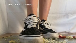 Tramplegirls Shoejobs and Cockcrush A Crushing Dream Comes True Food Crush POV (Fetish porn)-8