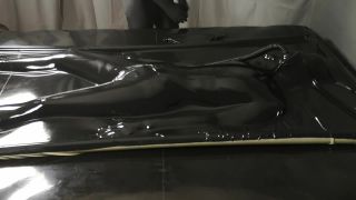 Video Vickydevika   Rebreather Bag In The Vacbed 1 Of 2 1080p FullHD-6