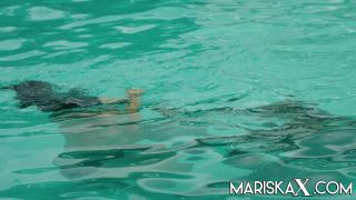 Mariska - Businessmans Wife Cheats On Her Husband With A Black Man Near The Pool Full HD - Sexwife cuckold-9