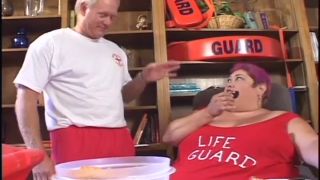 Milf The sexy BBW gives up on food to have a ferocious fuck-1