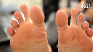 7175 Mafia Bosss Daughter And Her Footboy-2