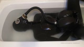 [GetFreeDays.com] Gas Mask And Rebreather Bags Underwater Part 1 Of 2 latex skirt porn-3