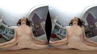 4K VR College Sex: Evelyn Claire's Secret Liaisons 🔥-4