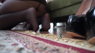 [K2S.CLUB] SashaCurves - Giantess Plays Hide And Seek With Shrunken Colleagues - FullHD 1080P-2