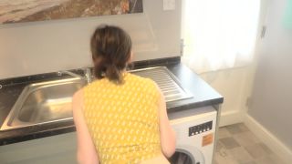 free online video 36 Sydney Harwin – Moms Hard Lesson on virtual reality chinese foot femdom-6