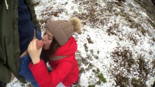 Bitch asks for cum in his mouth right in the forest and can no longer wait-0