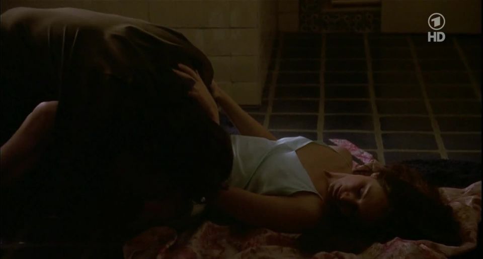 Madeleine Stowe – Unlawful Entry (1992) HDTV 720p - (Celebrity porn)