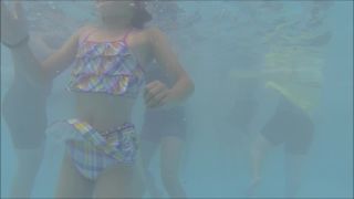 Online Tube Voyeur Under the water in the swimming pool - voyeur-4