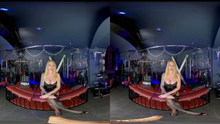 [K2S.CLUB] The English Mansion - Miss Suzanna Maxwell - A Troublesome Cock VR - 4K 1920P-3