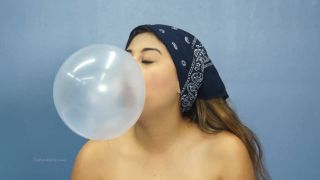 Femdom porn Femdom porn Custom Fetish - Vivian Blows Bubbles Gets Pied End - Fetish  -5
