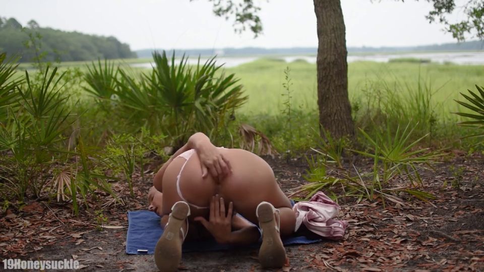 Honeysuckle19 03 04 2020 211125729 Cumming In The Jungle Onlyfans (Amateur porn)
