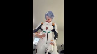 [K2S.CLUB] Julia.neis (kenalialuv) - Rei Ayanami Discovers An Orgasm (Fingering And Using Vibrator) 7 Min, Strip Tease To Fully Nude - HD 720P-2