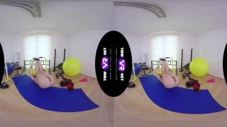 virtual reality - Tmwvrnet presents Teressa Bizarre in Sexy Fitness Enthusiast Shows More of a Slim Body – 24.10.2017-3