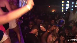 Booty Shakin Up The Skirt in the Club Public!-3