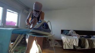 PinkyMadame - Amateur wife does housework naked.-7