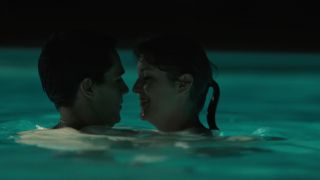 Melanie Lynskey – Hello I Must Be Going (2012) HD 1080p!!!-6