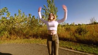 Lexi Grey - Testing New And Improved Gear With Lexi Downl...-3