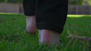 Toes fetish – JORDYN IN THE PARK-3