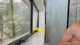 Blondie Fesser - Helping Hands On Her Big Tits s - MILF-9