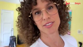 Never Let Your Stepmom Go to Coachella Without You-2