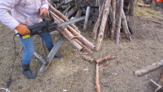 Gabby30 - Gather firewood on the farm - Amateur-3