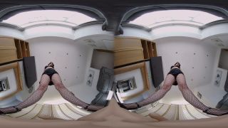 Valentina Boux - Facesitting Boss-3