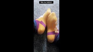 Miss Laura - mistresslaura11 () Mistresslaura - clip smelly socks 16-10-2018-9