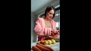 melisamendini-onlyfans-video-52-8