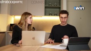 Comatozze Sex Tape Secretary Tease Gone Wild in Office Video Comatozze  job-1