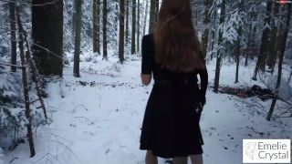 EmelieCrystal - Herrlicher Lesben SpaГџ im Wald - Hoffentlich hat uns keiner gesehen - FullHD 1080P-1