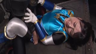 [SuperMisses.com] SPSE-01 Hisou Sentai Kageninja Blue is attacked by female-022-1