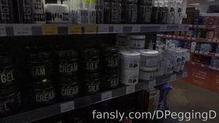 - in Video - Tinder Dating Ended With Strapon In The Fore...-3