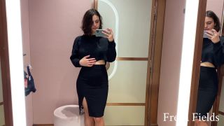 Freya Fields Freyafieldsi got super horny while shopping yesterday and just couldnt help but touch myself in the - 26-06-2020 - SiteRip-2