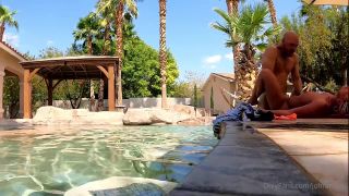 7162 Phoenix Marie Hardcore Poolside Sex Tape With Johnny-5