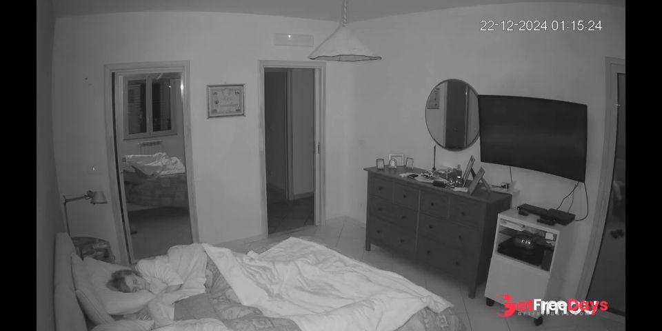 [Sleeping.Porn] Solo bedroom video - lonely milf sleeping alone right now