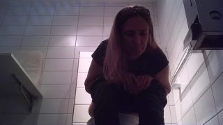 Voyeur - Swiss Toilet 9 | voyeur | voyeur -0