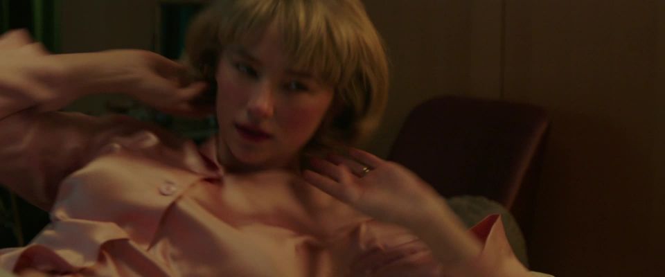 Haley Bennett- Swallow (2019) HD 1080p!!!