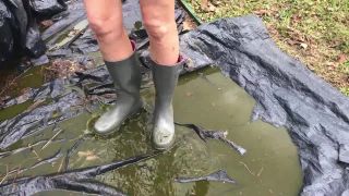 M@nyV1ds - BuddahsPlayground - Cleaning Outdoors in Rain Boots-3