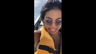 Steffy Moreno () Steffymoreno - the speed boats around enjoyed the boobies show boing boing los botes alrededor di 21-10-2019-9