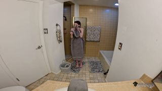 Avery - Rust On The Roof, Wet In The Basement.-9