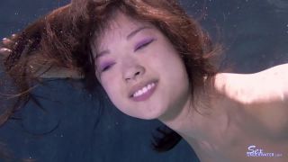 SexUnderwater e1065 Helping Hands pt 2 (mp4)-5