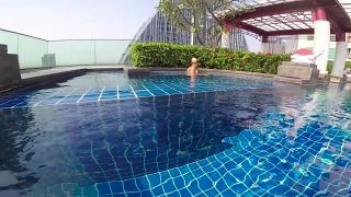 porn clip 20 Chokobanana – This Blonde Made Me Cum in a Public Pooli – 1080p | homemade | amateur porn 1080 amateur-4