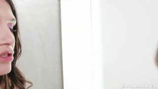 Zariah Aura & Chanel Camryn Transsexual Gonzo Showdown 2026-7