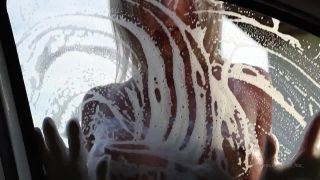 elen hot  Car wash on milf porn -9