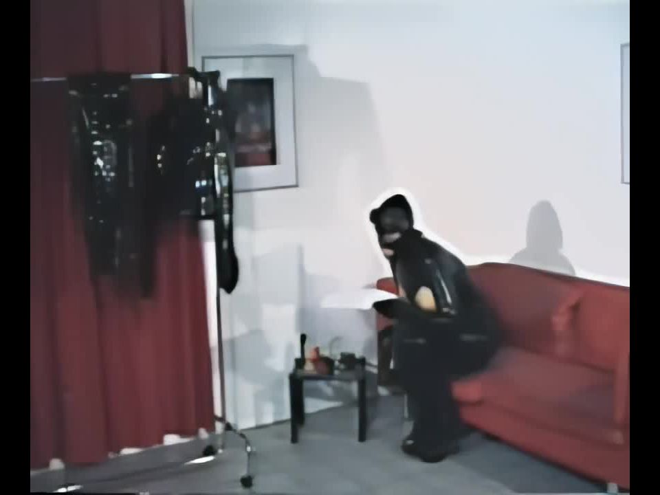 Masturbation In Heavy Rubber